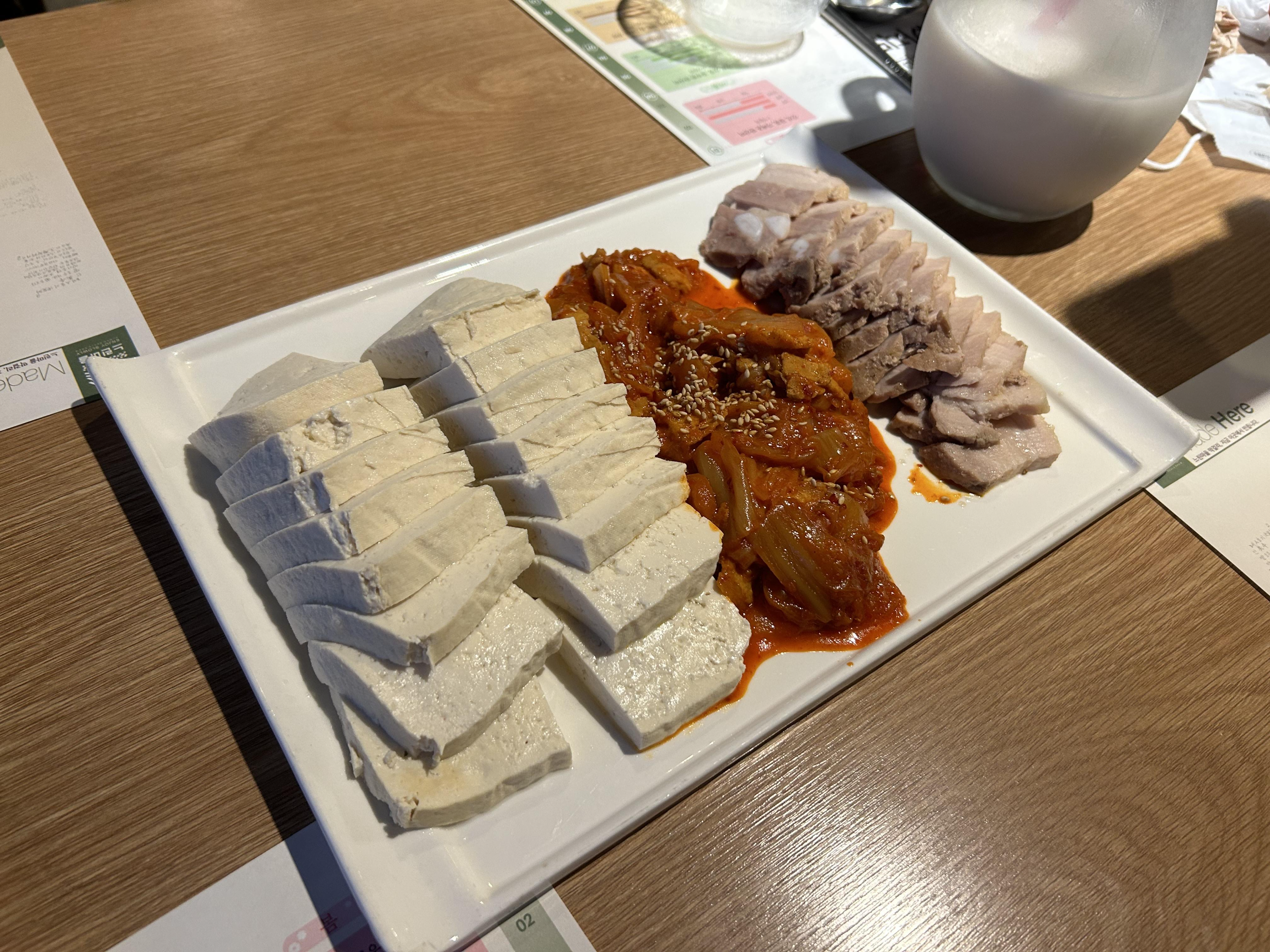 느린마을양조장 두부김치한판