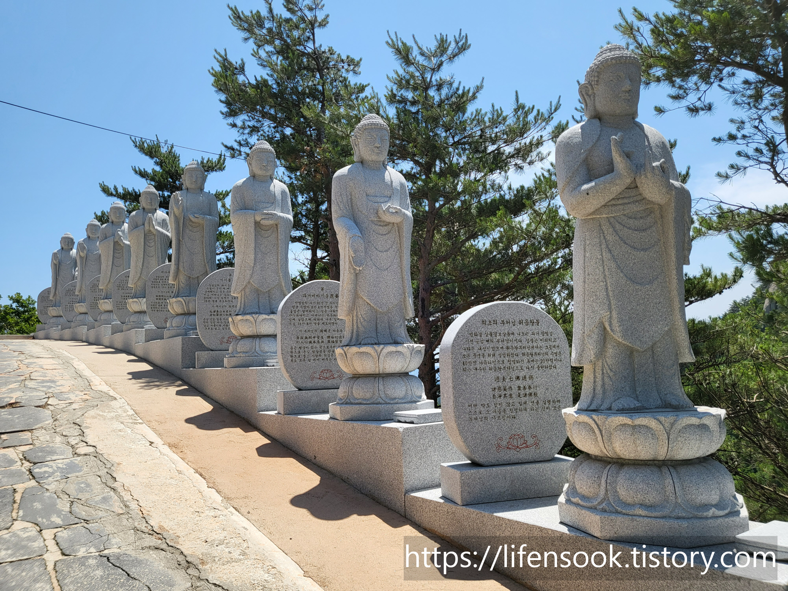 금강산 화암사 석불