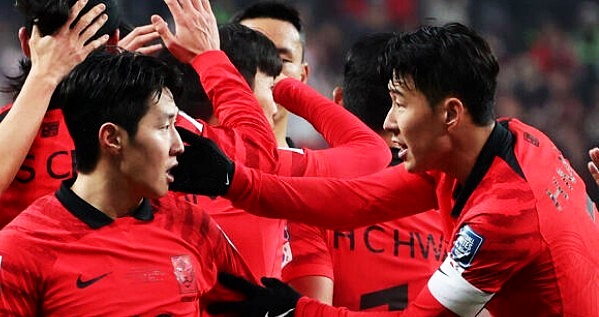 한국 중국 축구 하이라이트