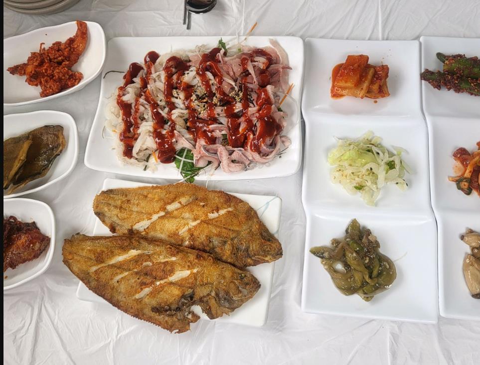 동네한바퀴 영덕 물가자미 식당 물가지미요리 한상 차림