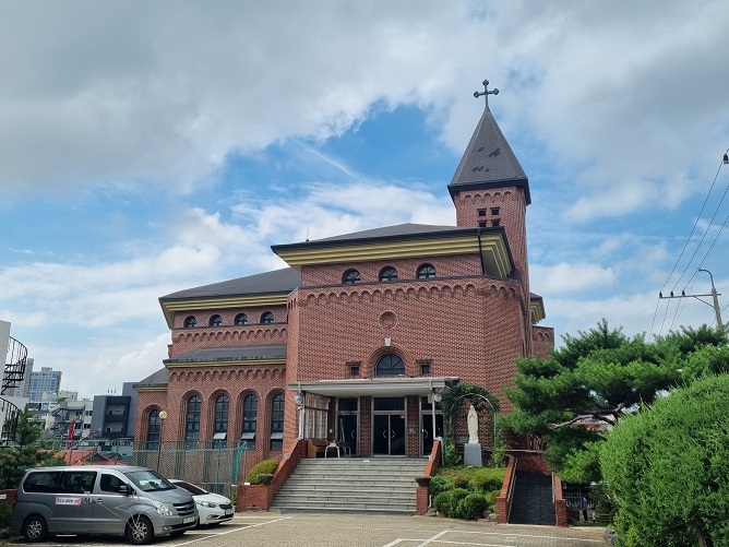 청주 봉명동성당