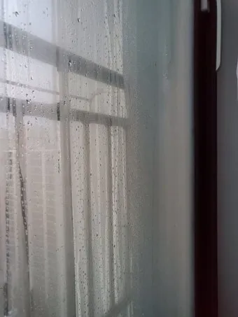 창문 결로 해결 제습 환기 단열필름 물받이 트레이 팁_17