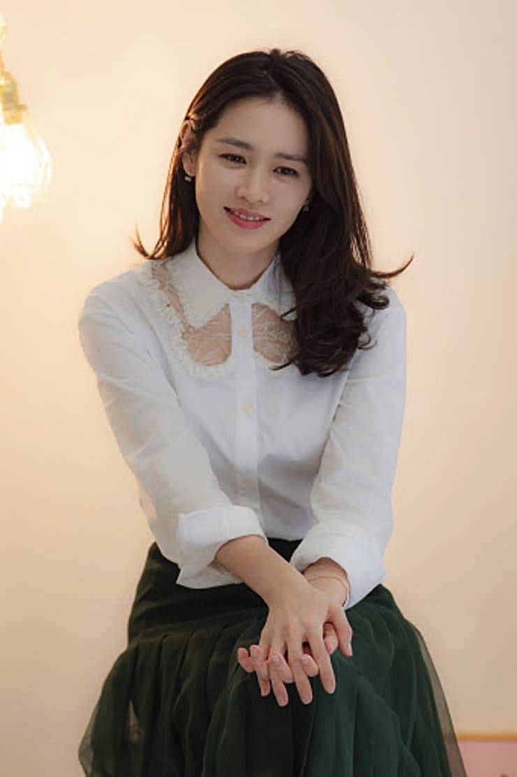 배우-손예진