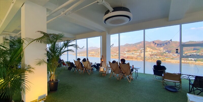 남양주-카페-라온숨-캠핑관-리버뷰