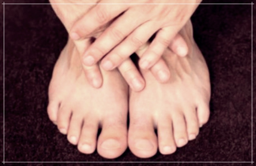 발톱 두꺼워지는 원인과 대처법