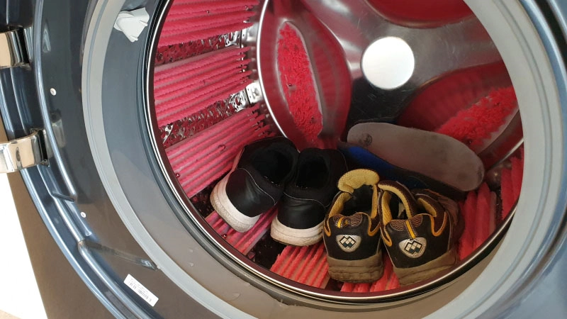 운동화 넣은 모습