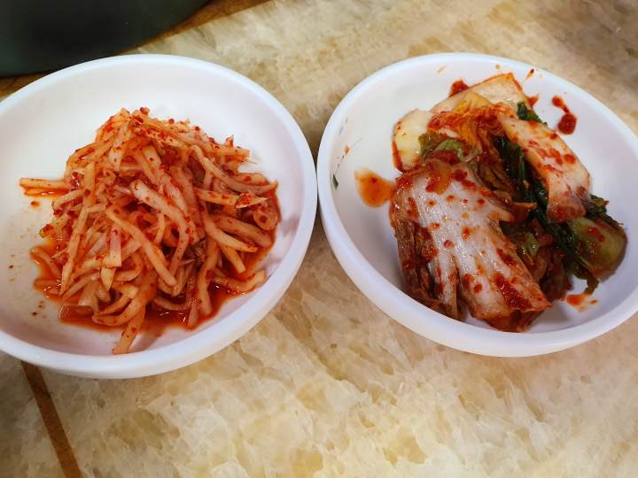 6시내고향 철원 한탄강 해물칼국수 고향정가게 고향 노포 통오징어 칼국수 맛집 오늘 방송 추천 
