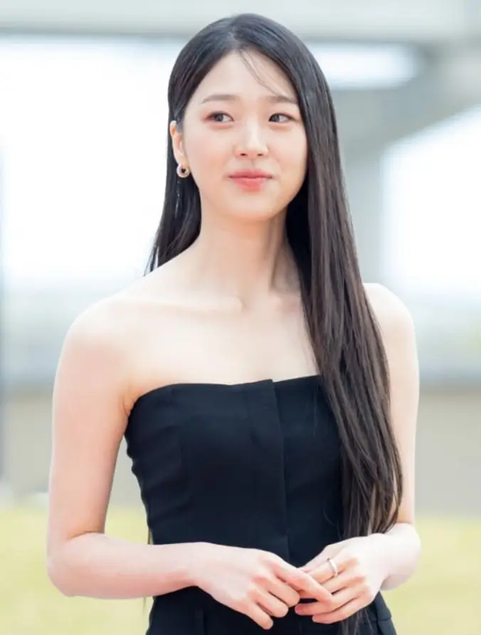 김시은