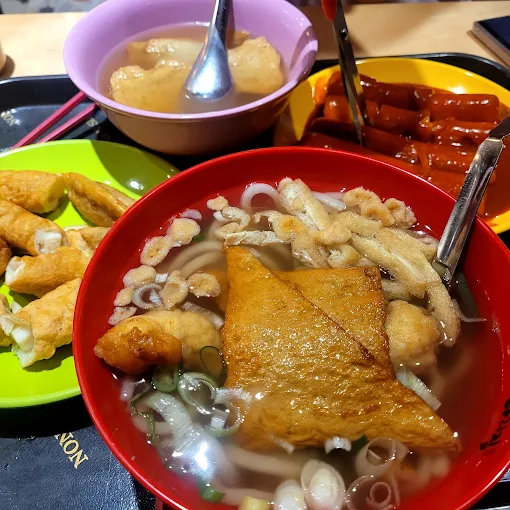 부산 40년 떡볶이집 '다리집' 본점