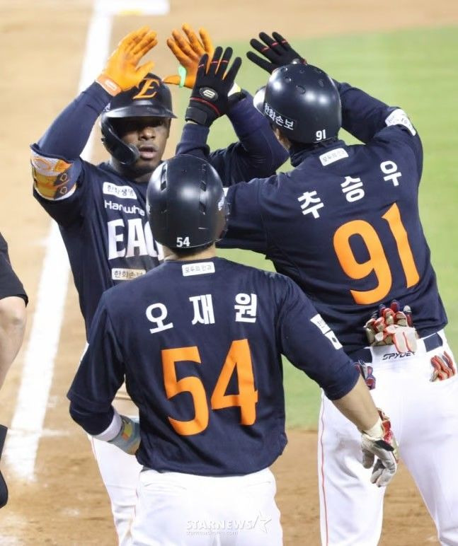 한화 이글스 3연패 탈출 5할 승률 복귀 페라자 복귀 홈런 에르난데스 첫 승 정리