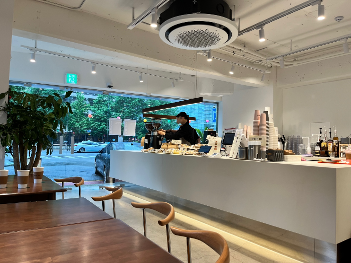 1층 카운터 모습