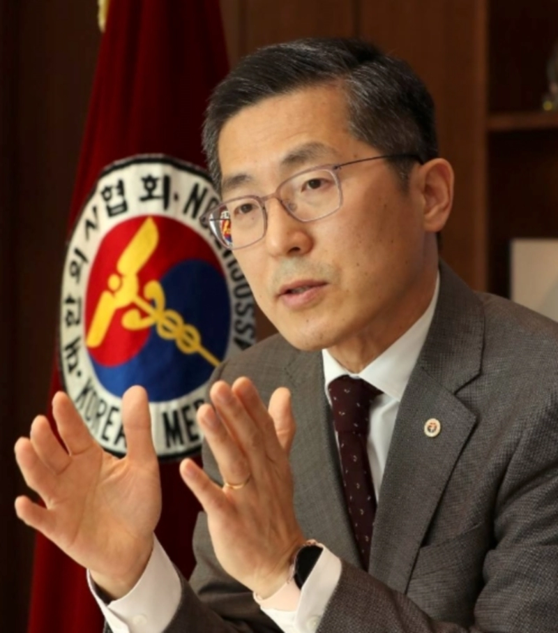 이필수 대한의사협회장 프로필 나이 고향 학력 경력