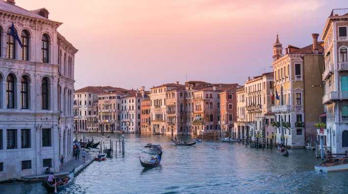 이탈리아 운하 사진