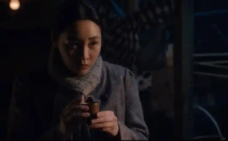 파친코 시즌2 차를 마시는 여인