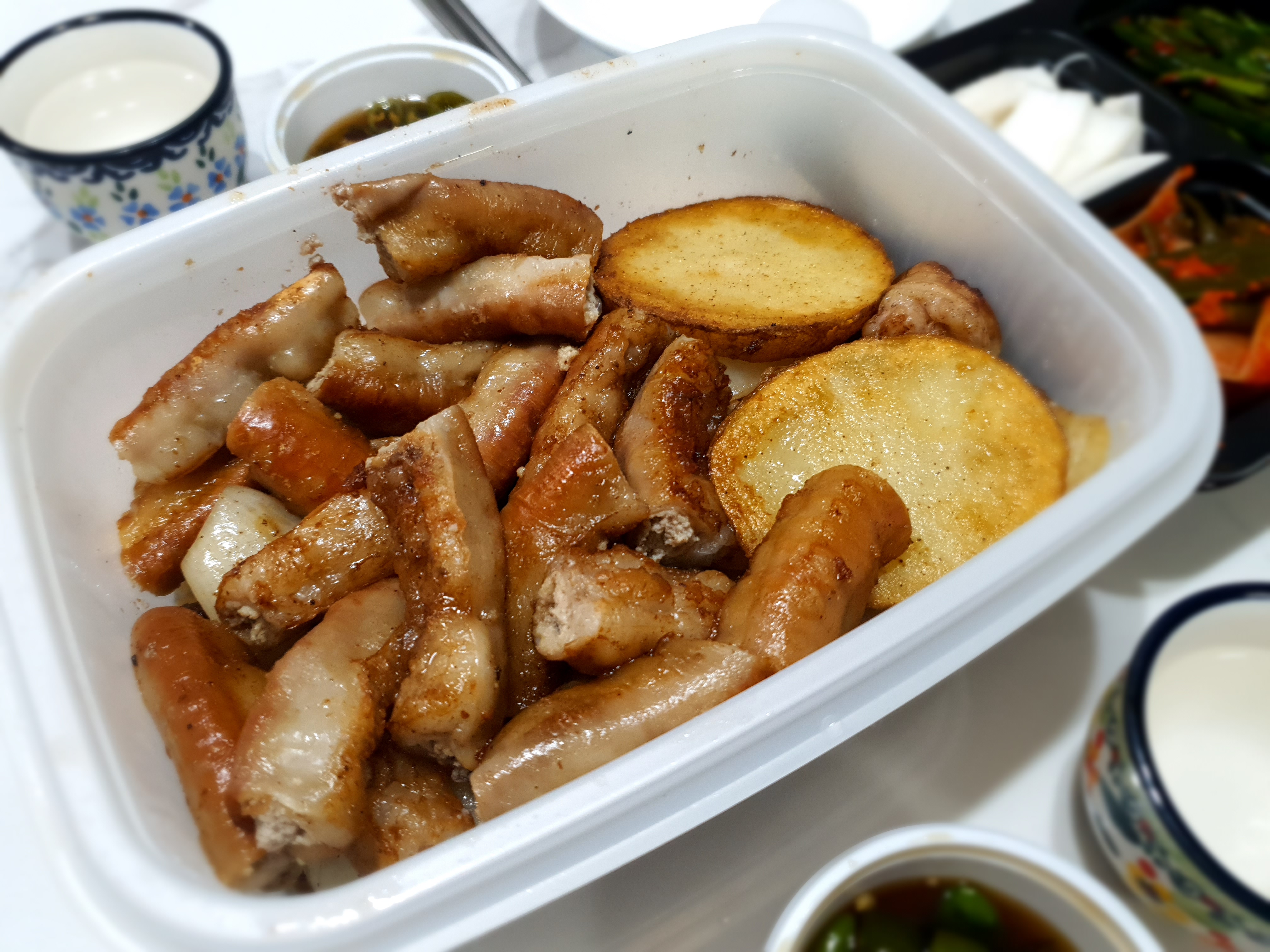 한우-곱창-배달했어요.