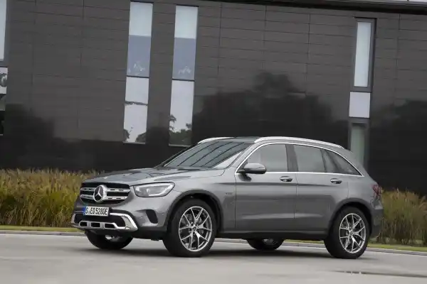 벤츠 PHEV GLE 350 e 가격 실구매가 모의견적 제원 옵션 카탈로그 가격표 디자인 실내 트렁크 색상 총정리