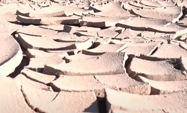 리튬 생산으로 인해 말라버린 땅