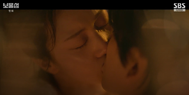 보물섬 ott 몇부작 인물관계도 여은남 원작 재방송 박형식 홍화연