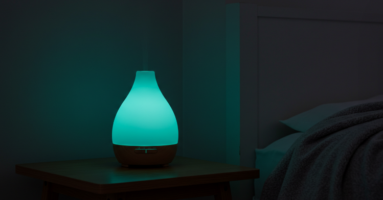 밤마다 뒤척이는 당신에게, 수면 향으로 꿀잠 찾는 법 (자취생 필수 템)