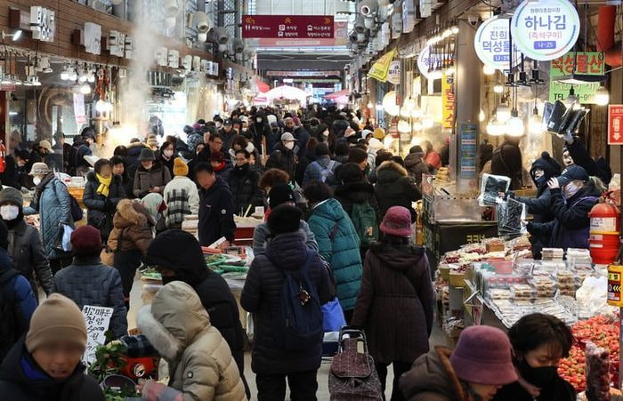 국세청 간이과세 손질: 배제지역 544곳 26년 만에 전면 해제! 영세 사업자 4만 명 세금 혜택 및 적용 지역 총정리