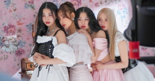 피프티 피프티 자필 편지