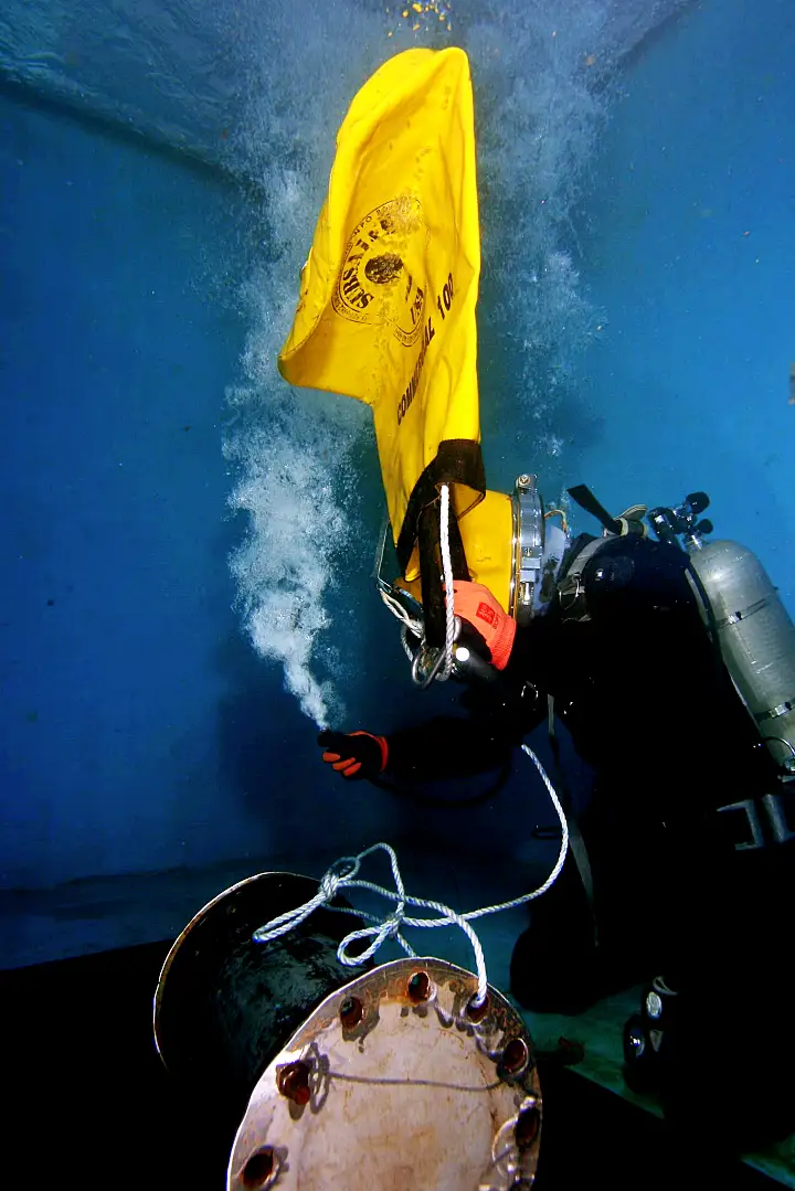 생생정보 잠수 학원 잠수기능사 잠수산업기사 잠수사 산업잠수 스킨스쿠버 교육 받는 곳