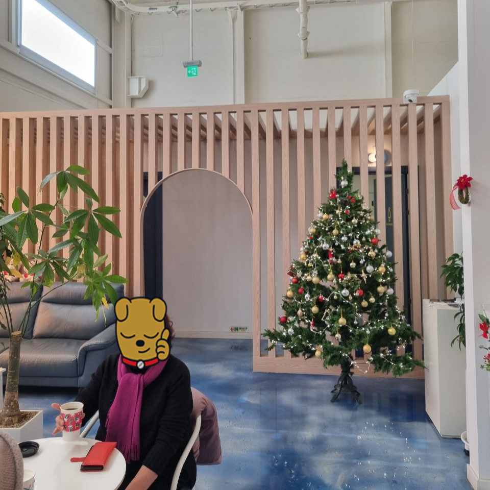 SJ커피 - 서구 석남동 대형카페 실내모습