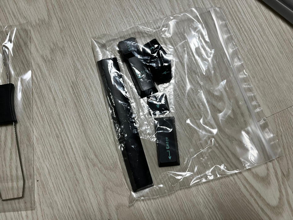 여유분 키 자판