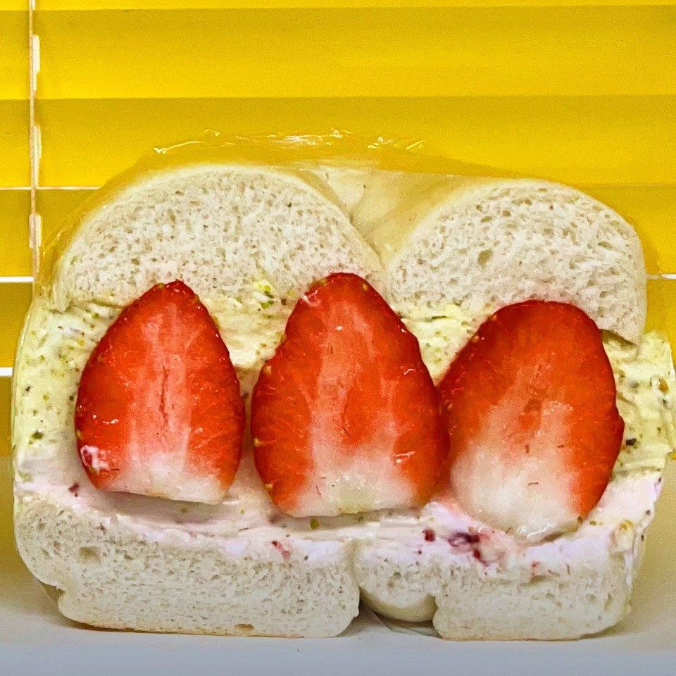 서울 망원동 빵집 투땀즈업, 쌀베이글과 맘모스 인기 메뉴 총정리