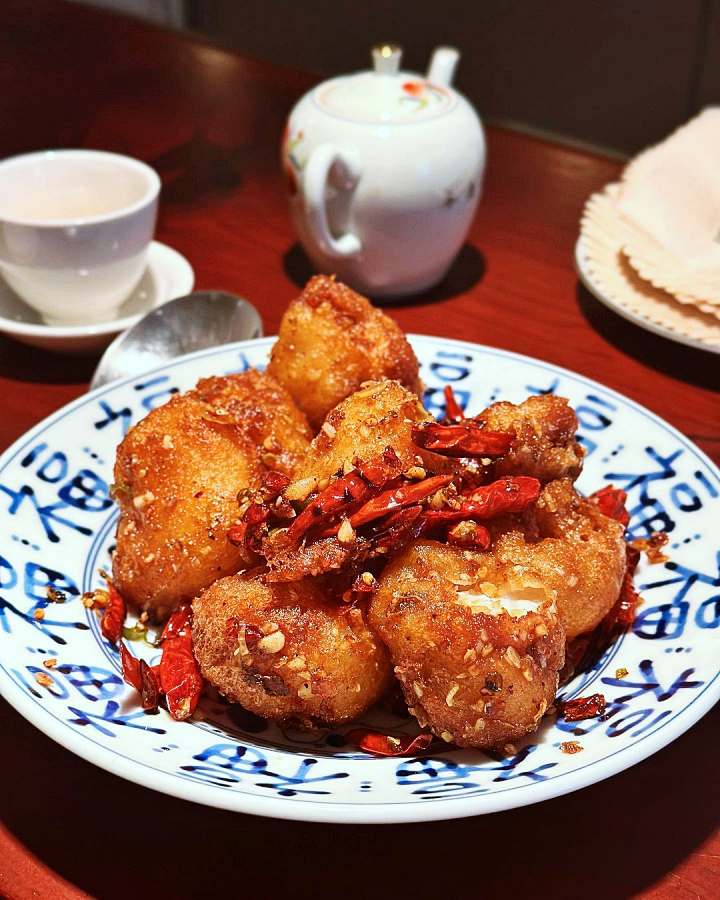 정통 중식당 제철 해산물 광동 요리 꽃빵 번 동파육 버터 탕수육 깐풍아귀 압구정 청담 맛집 추천 생방송투데이 리얼 맛집