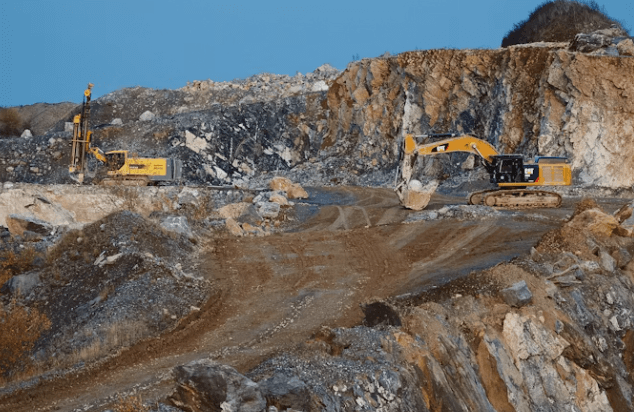 금 채굴주 ETF 및 현물 투자 방법 차이점 조회