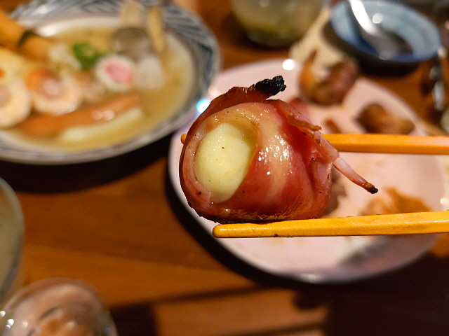 베이컨 메추리알