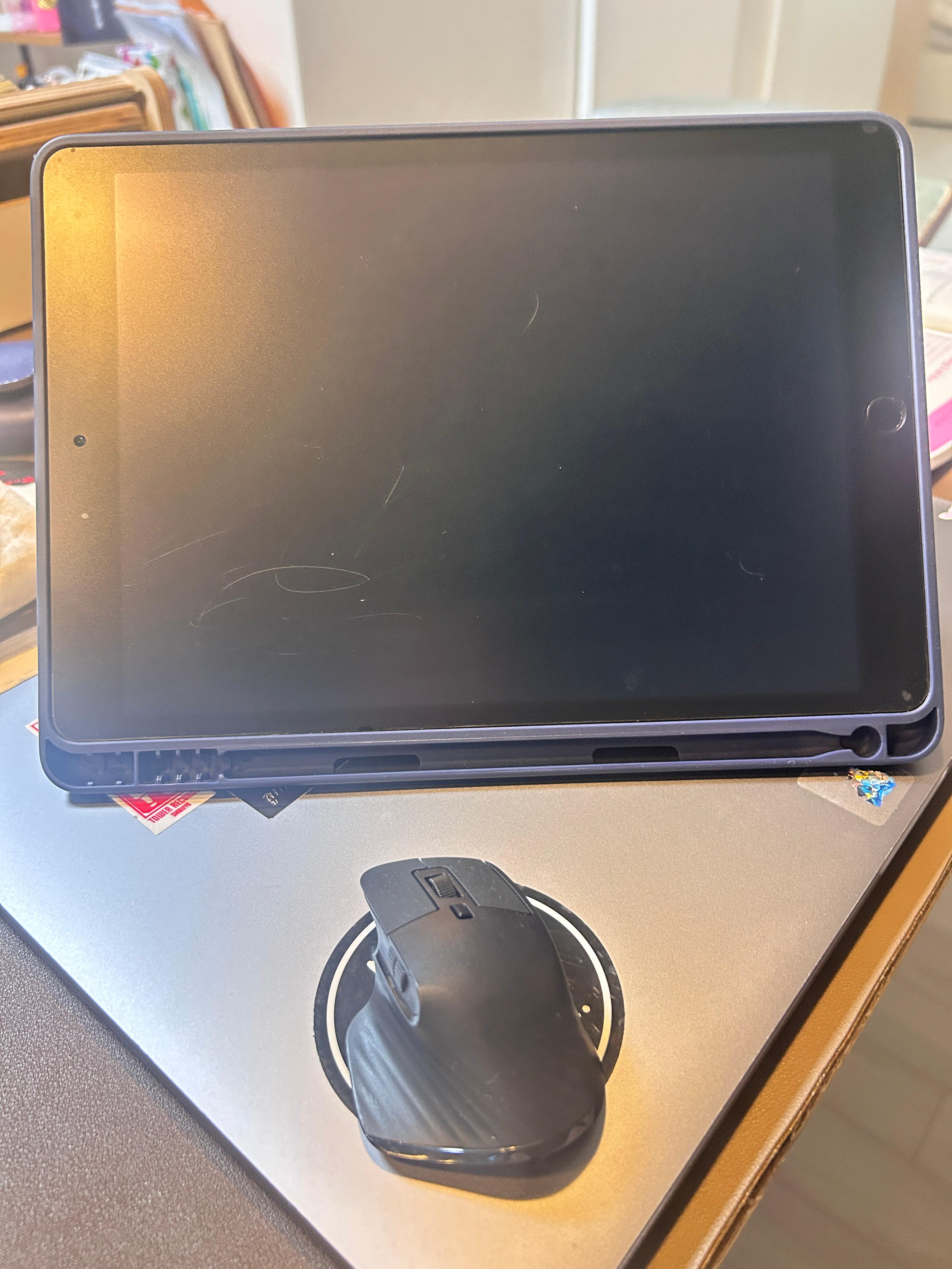 AI 로봇과 일반 로봇 차이점 정리|인공지능 로봇은 무엇이 다를까