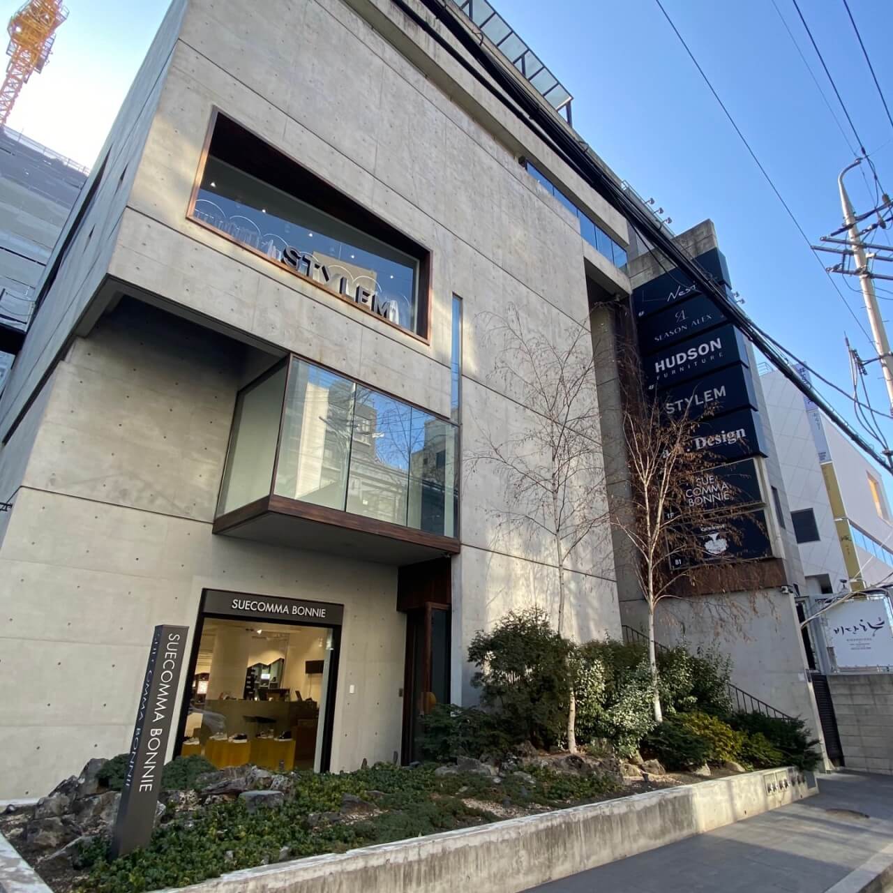 생생정보 2302회 웨딩사업 성공스토리! 오산컨벤션 웨딩뷔페&amp;#44; 시즌알렉스 웨딩드레스&amp;#44; 새움타워 스몰웨딩 장소 예비부부 필수 체크사항