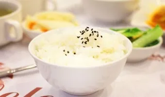 밥할 때 식초 넣는 이유와 효과 및 적정량 정리_25