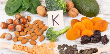 비타민K 효능, 혈액응고 작용, 섭취법 총 정리 (2025 최신)