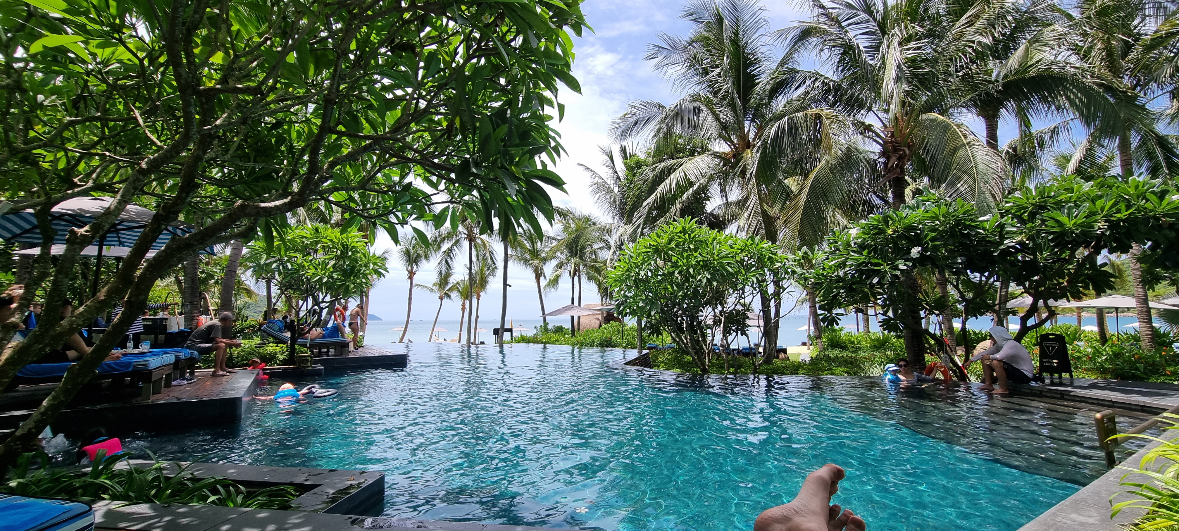 다낭 인터컨티넨탈 호텔 수영장