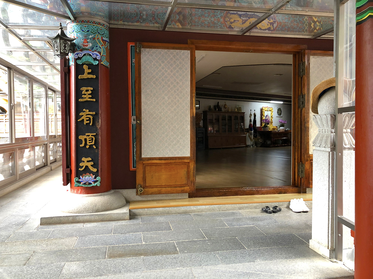 구인사 삼보당