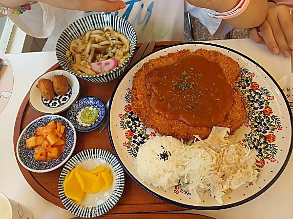경양식 왕돈가스