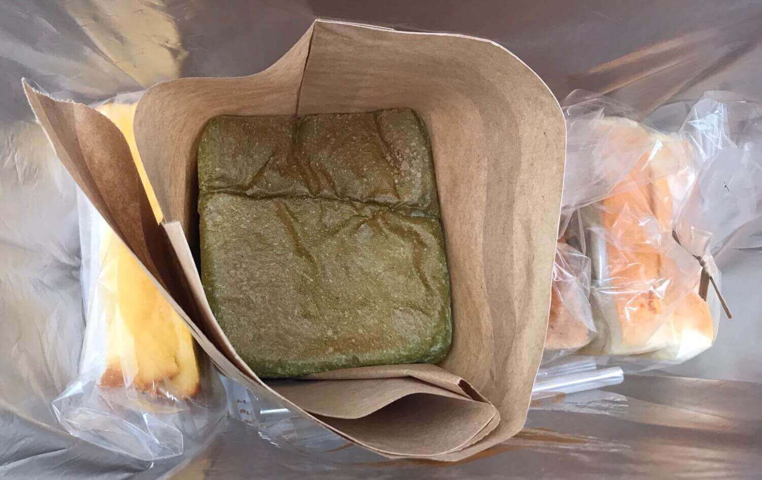 재방문해서 여러 종류의 식빵을 구매한 사진입니다.