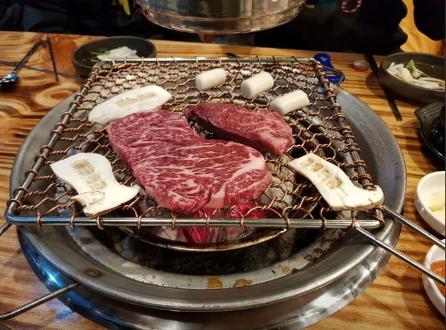 생방송투데이 돼지갈비 외국인의밥상 경기 구리시 정이품정육식당