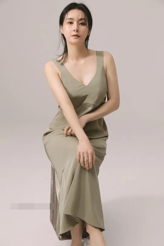 배우 최정윤