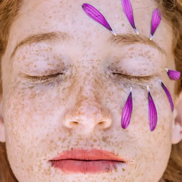 기미&amp;#44; 잡티&amp;#44; 검버섯&amp;#44; 미백 걱정된다면? 중년 여성 루틴으로 싹 잡는 방법