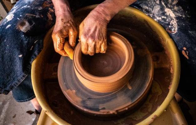 핸드메이드-도자기-사진