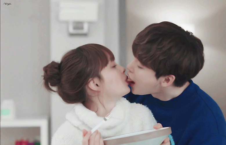 로맨스는 별책부록 로맨스 드라마 키스신 다시보기