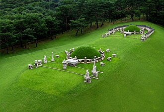 경종과 선의왕후의 의릉 전경 (항공사진)