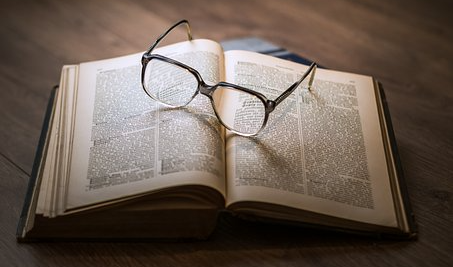 지식을 사는 방법을 알기 위해 값을 치러라.