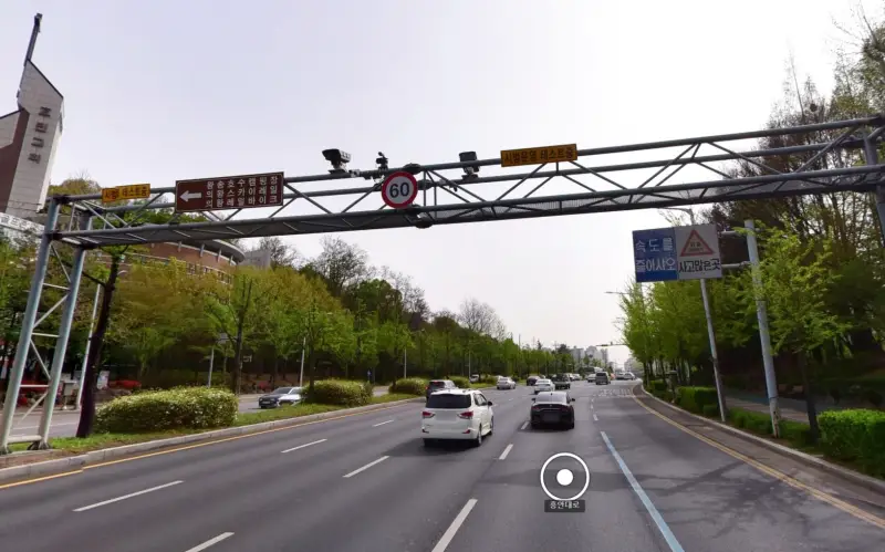 안양 호계동 샘마을한양아파트 앞 후면 단속 카메라 설치 현장