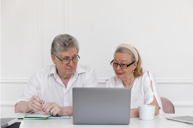 고령층 디지털 교육 이미지
