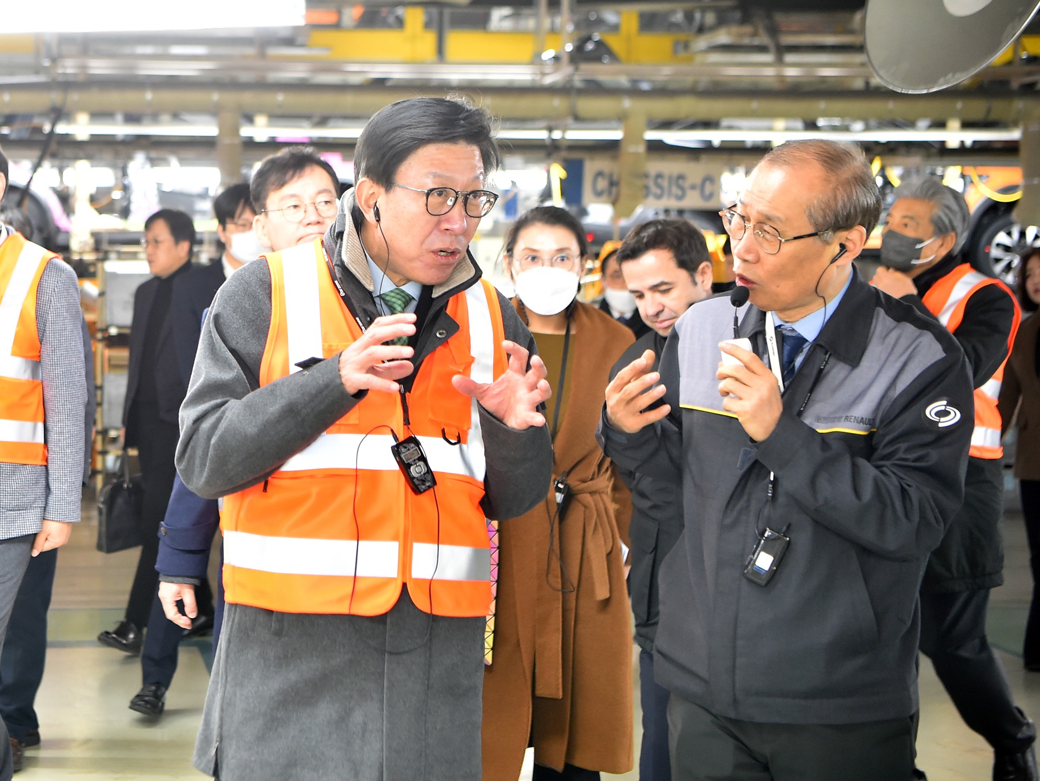 지역 주력산업인 자동차·조선 산업 활성화 위해 민관 머리 맞대